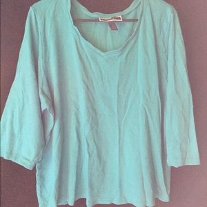 3/4 length sleeve shirt